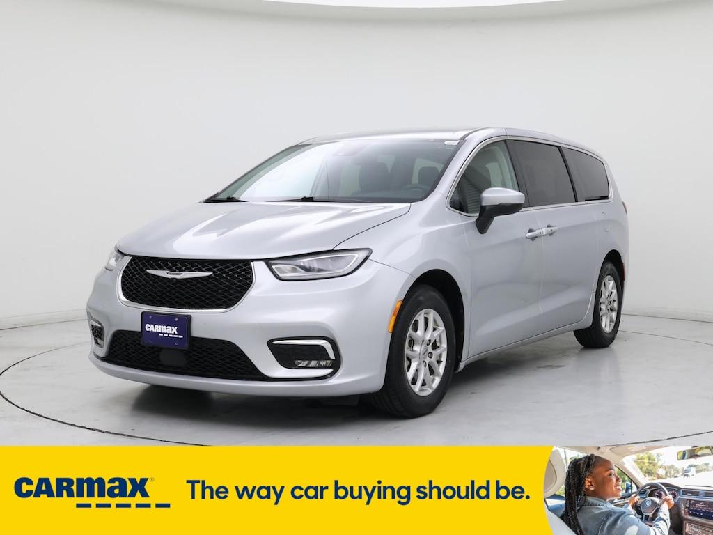 used 2023 Chrysler Pacifica car, priced at $23,998