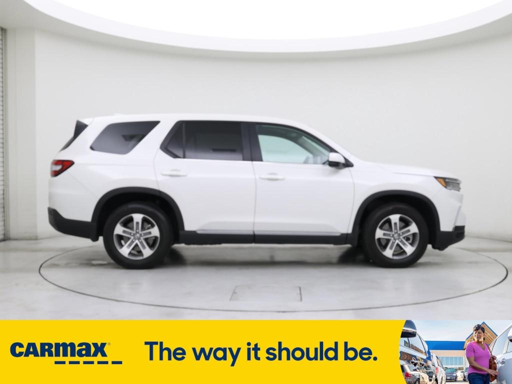 used 2025 Honda Pilot car, priced at $42,998