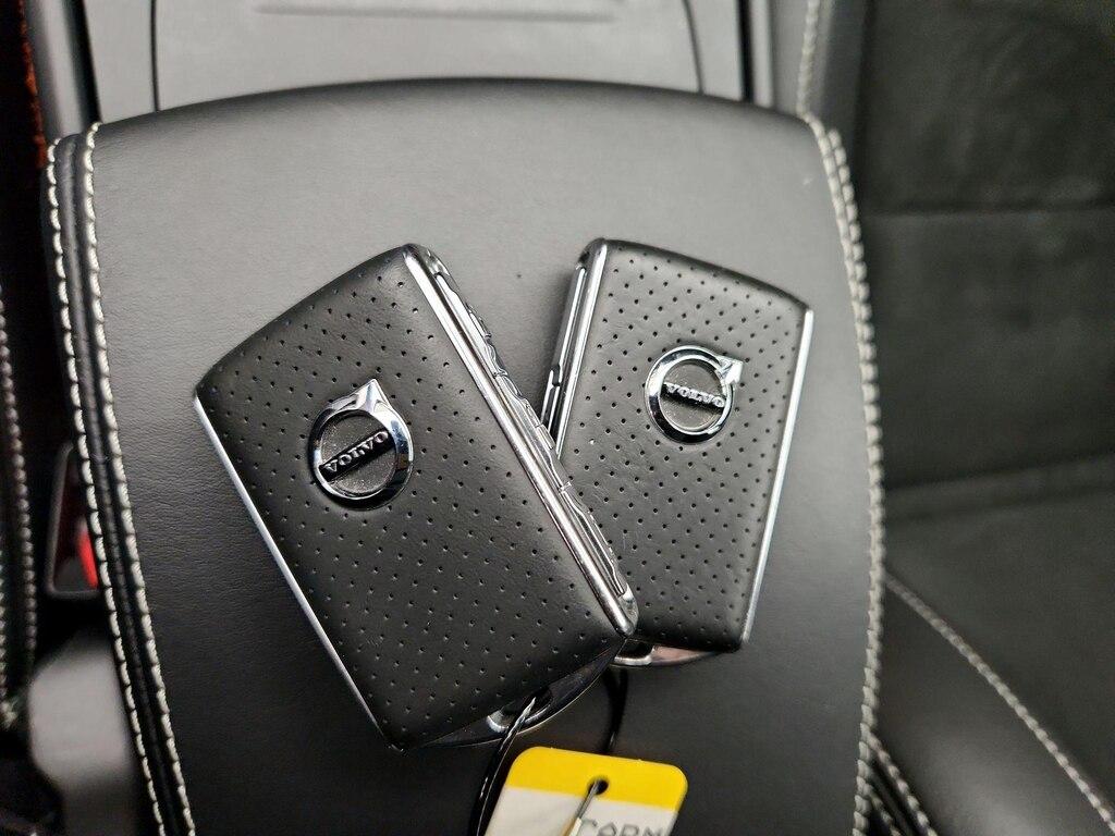 used 2019 Volvo XC40 car, priced at $25,998
