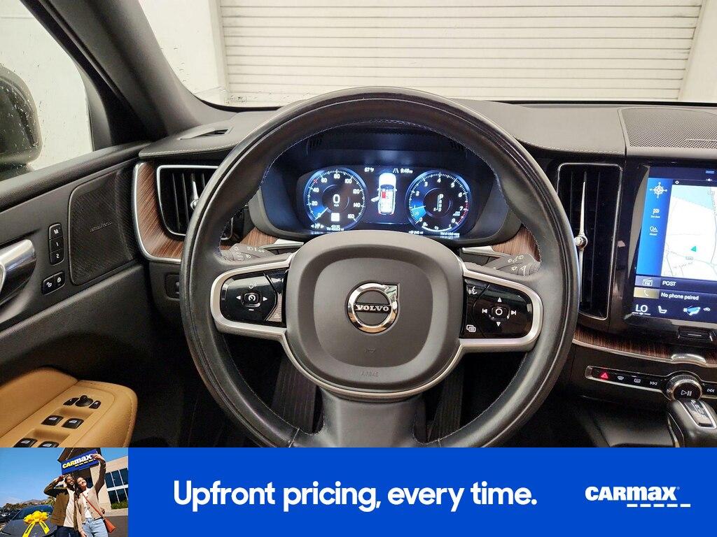 used 2020 Volvo XC60 car, priced at $28,998