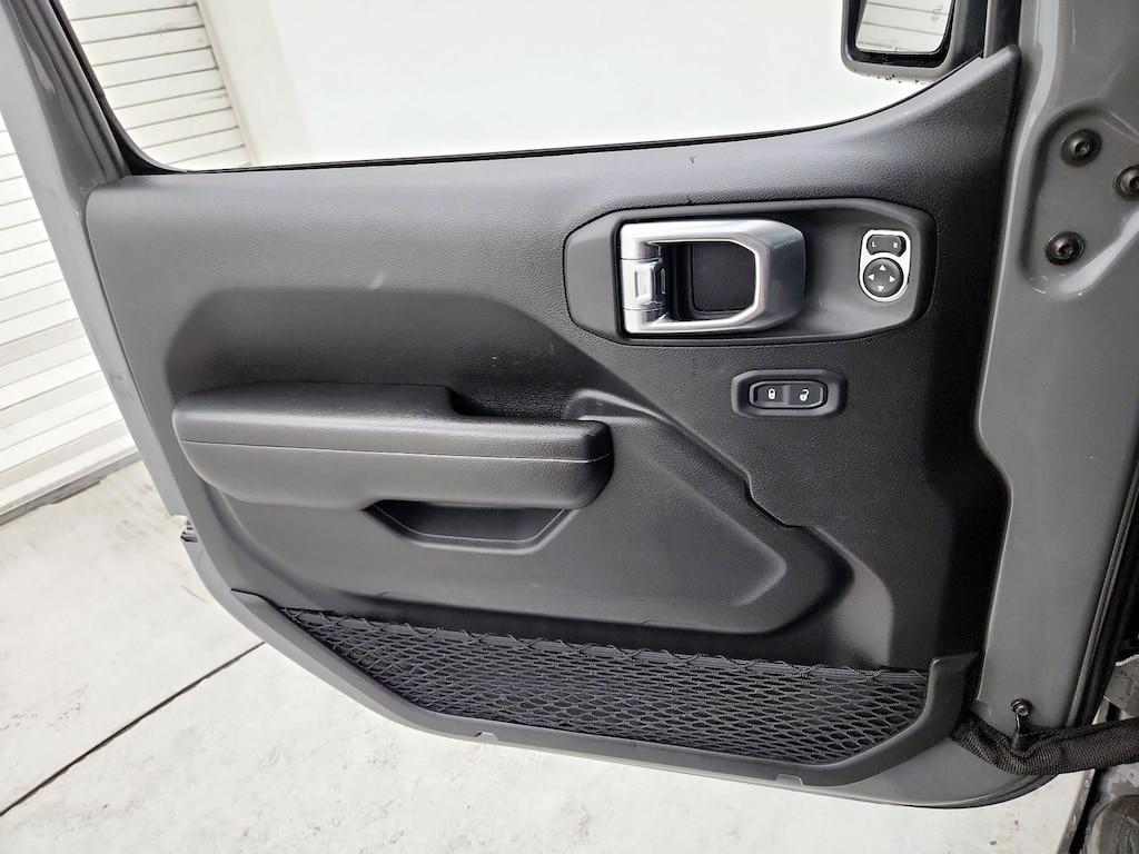 used 2021 Jeep Wrangler car, priced at $32,998