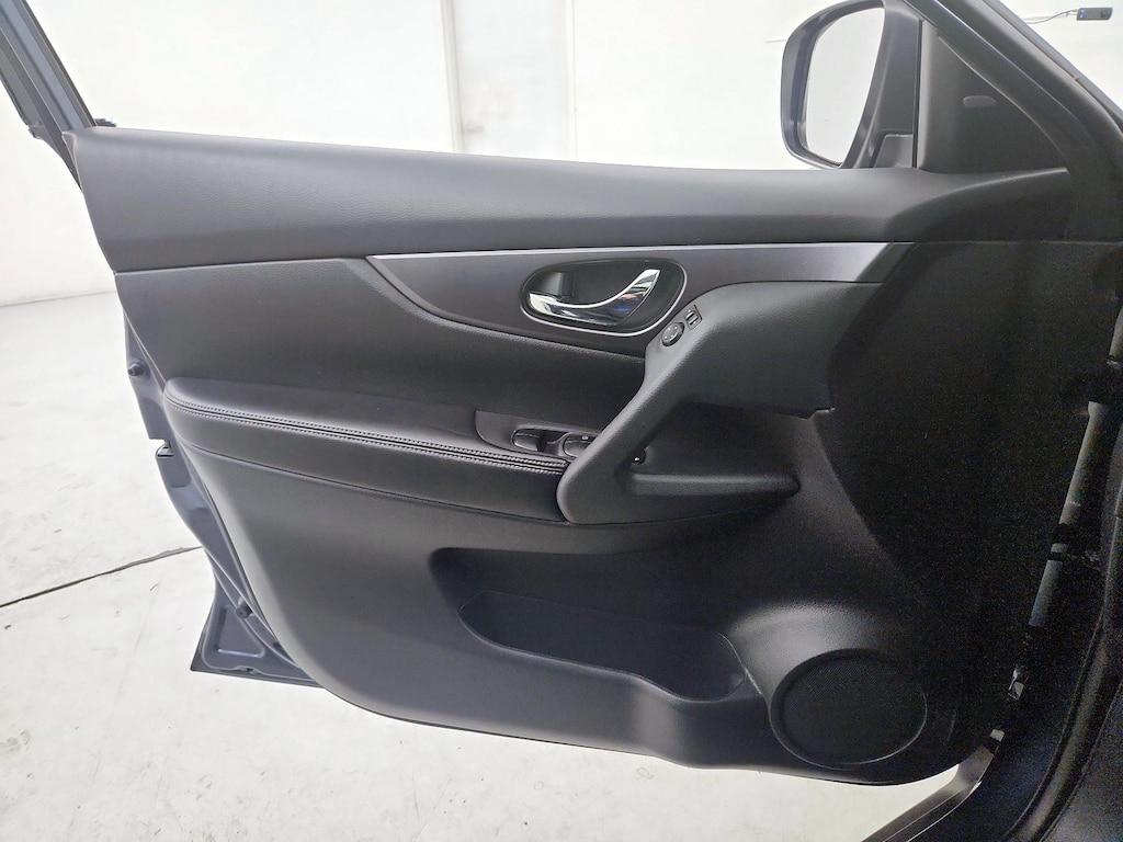 used 2016 Nissan Rogue car, priced at $16,998