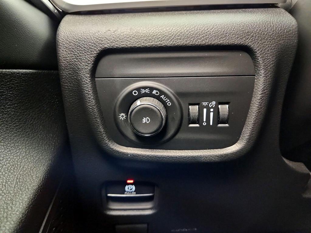 used 2024 Jeep Grand Cherokee car, priced at $35,998