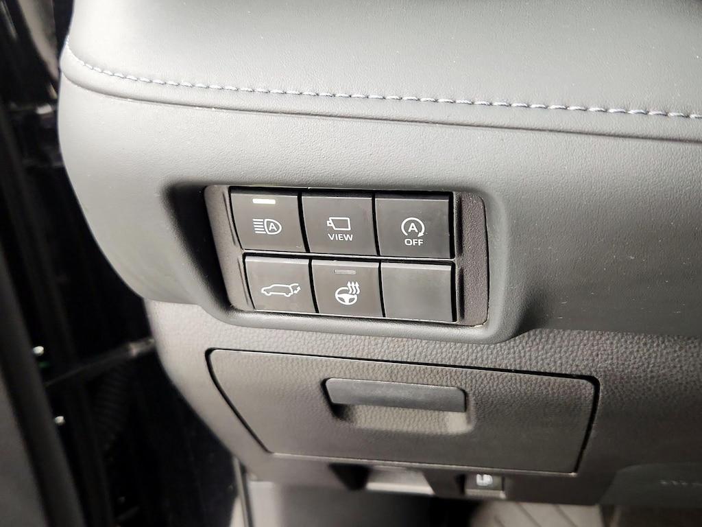 used 2023 Toyota Highlander car, priced at $48,998