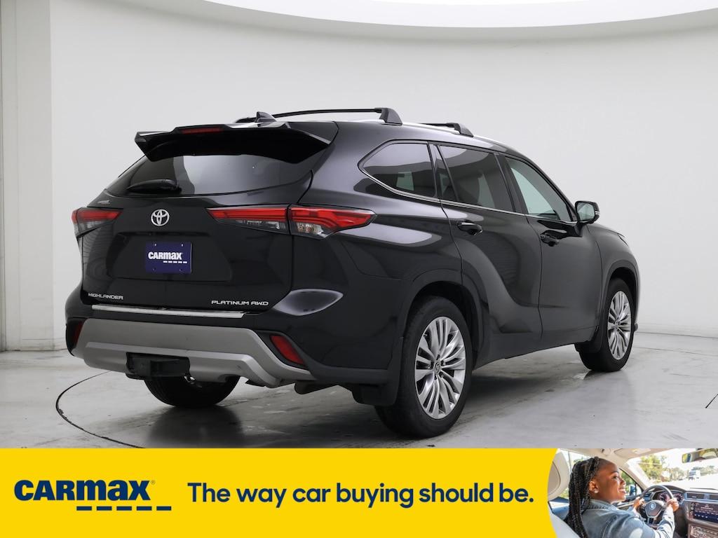 used 2023 Toyota Highlander car, priced at $48,998