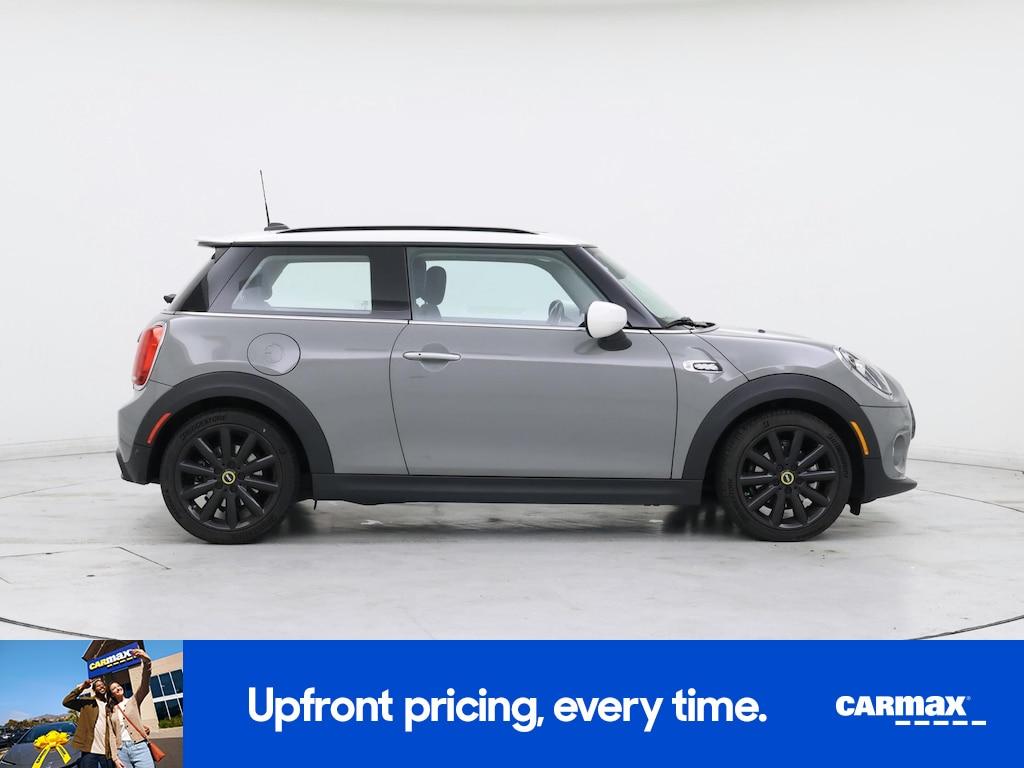 used 2021 MINI SE Hardtop car, priced at $20,998