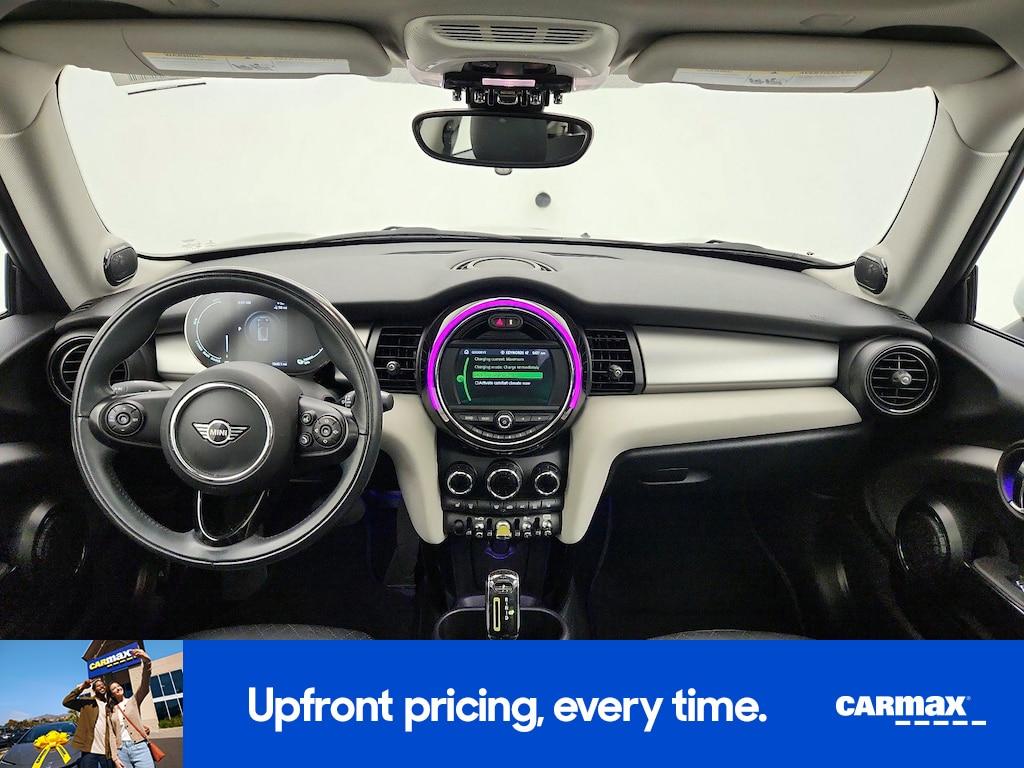 used 2021 MINI SE Hardtop car, priced at $20,998