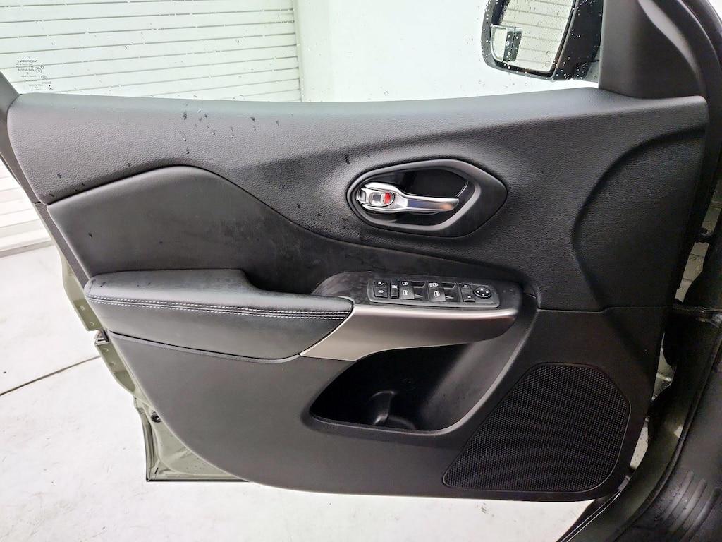 used 2020 Jeep Cherokee car, priced at $19,998