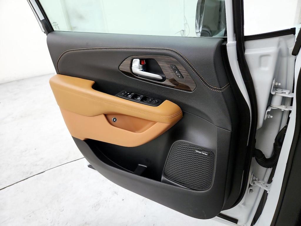 used 2023 Chrysler Pacifica Hybrid car, priced at $47,998