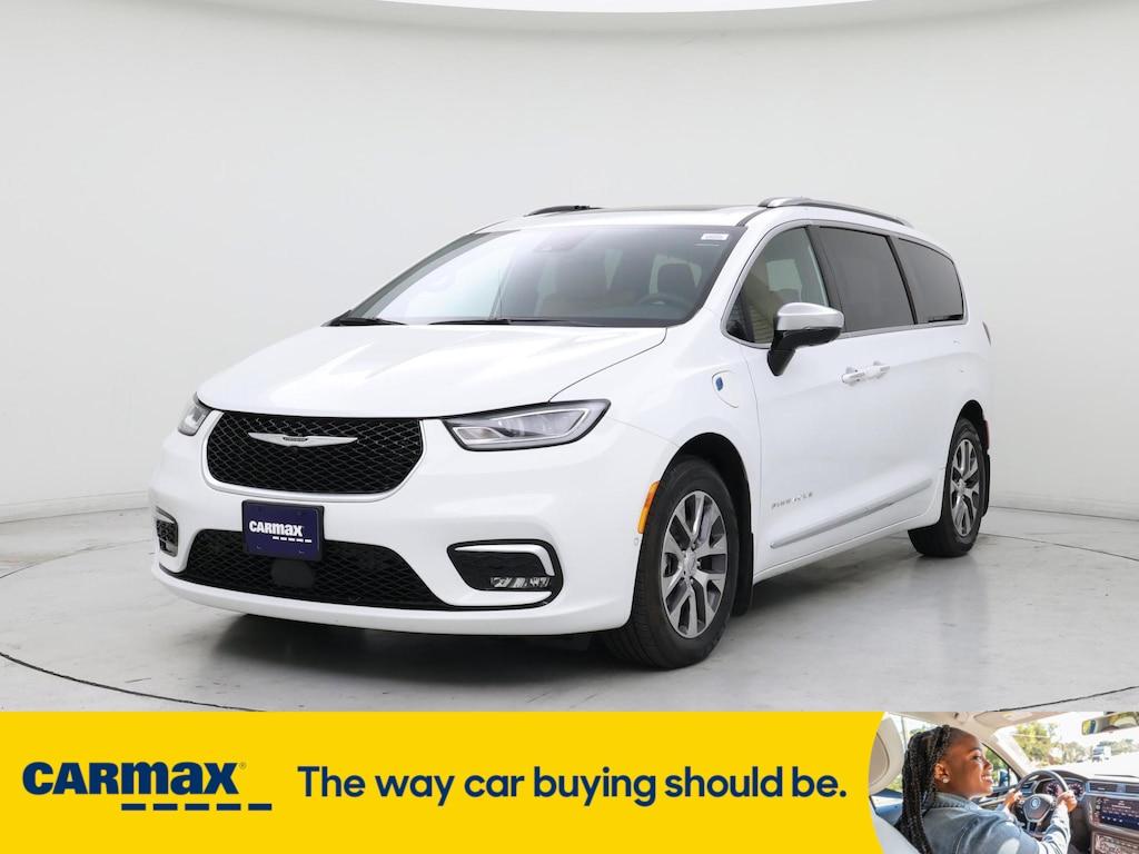 used 2023 Chrysler Pacifica Hybrid car, priced at $47,998
