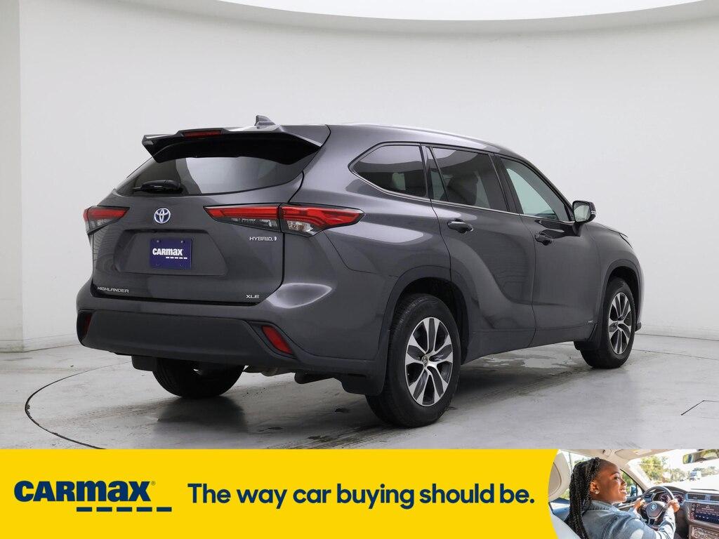 used 2022 Toyota Highlander Hybrid car, priced at $38,998