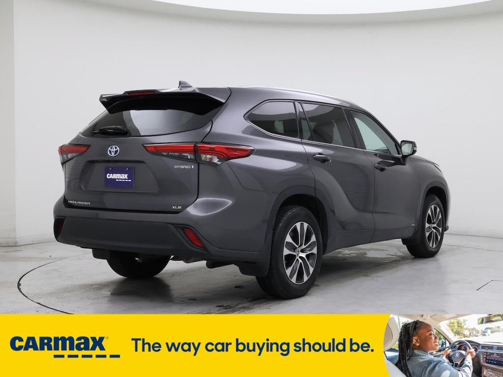 used 2022 Toyota Highlander Hybrid car, priced at $38,998