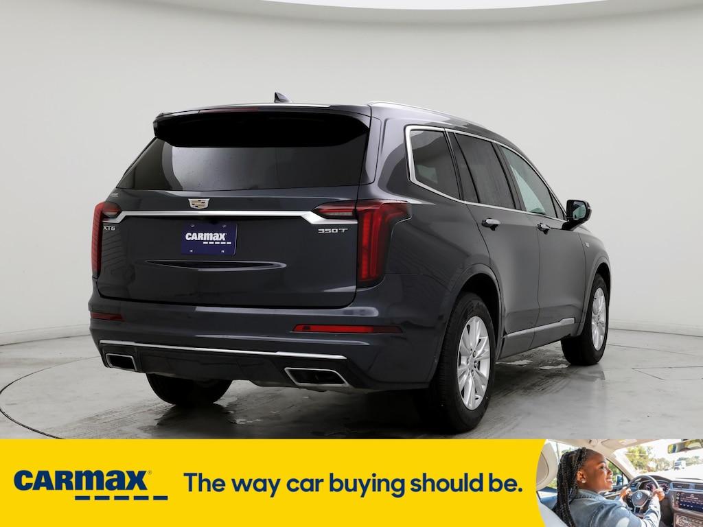 used 2022 Cadillac XT6 car, priced at $31,998