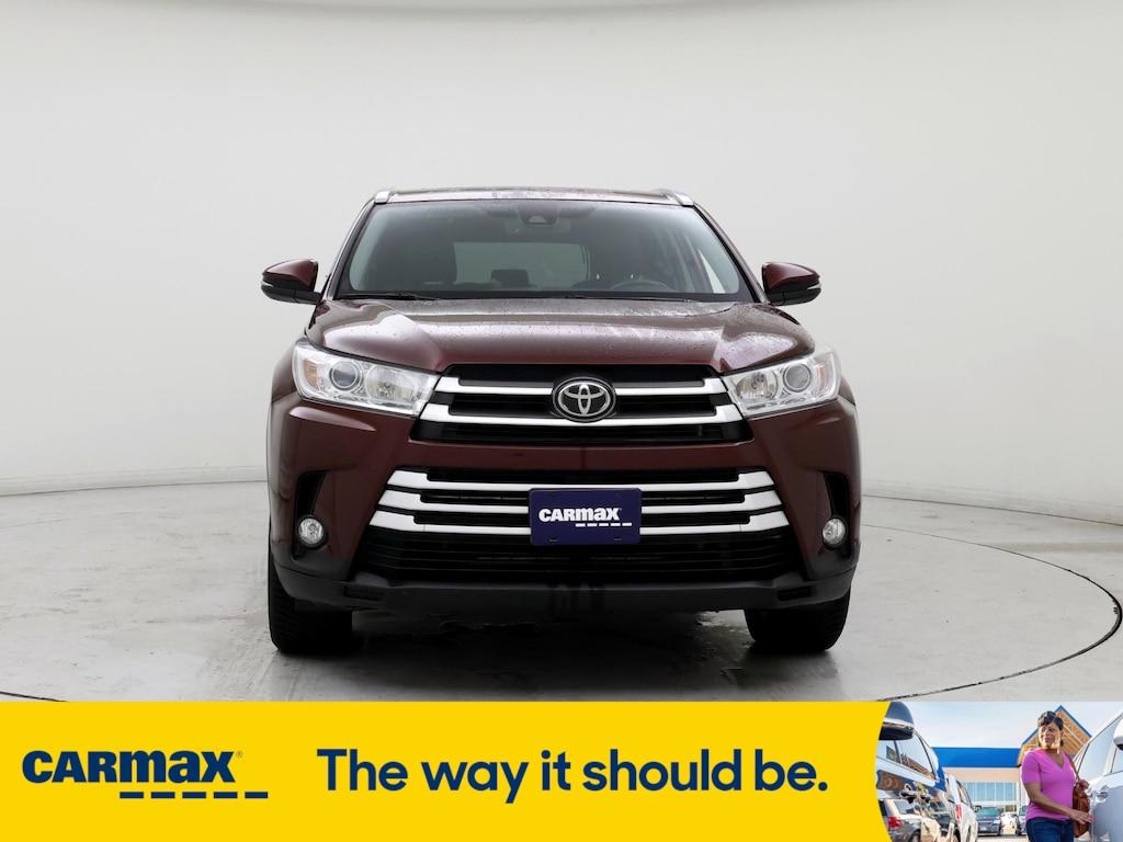 used 2019 Toyota Highlander car, priced at $28,998