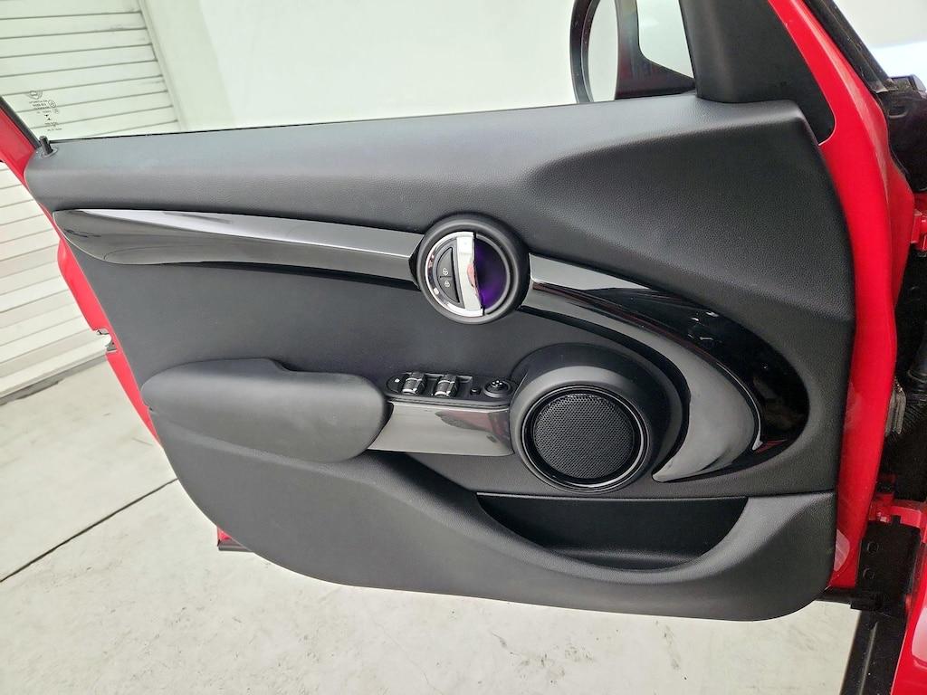 used 2021 MINI Hardtop car, priced at $21,998