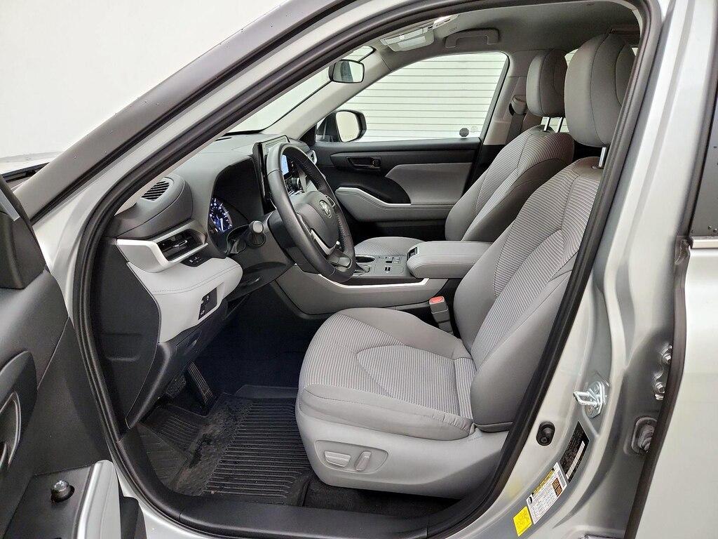 used 2023 Toyota Highlander car, priced at $39,998