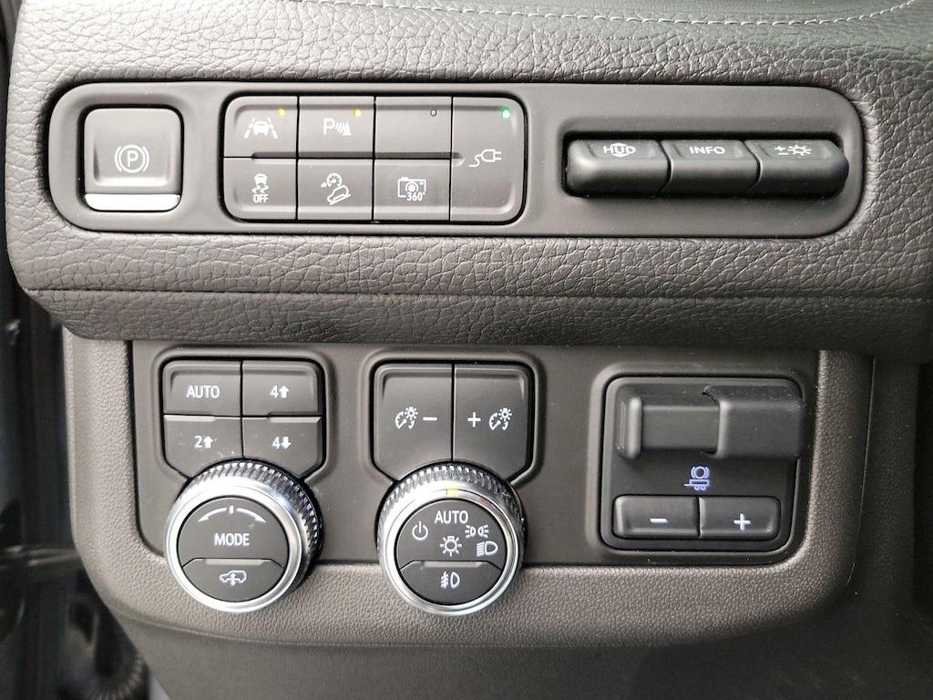 used 2022 GMC Yukon XL car, priced at $57,998