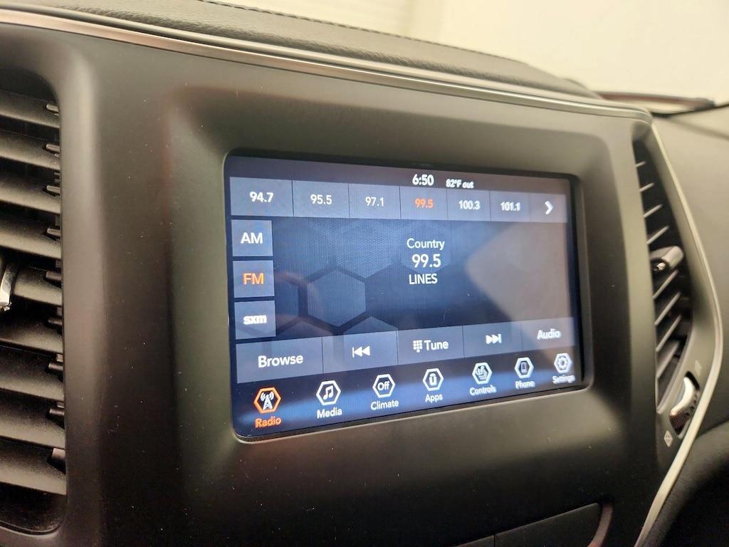 used 2019 Jeep Cherokee car, priced at $18,998