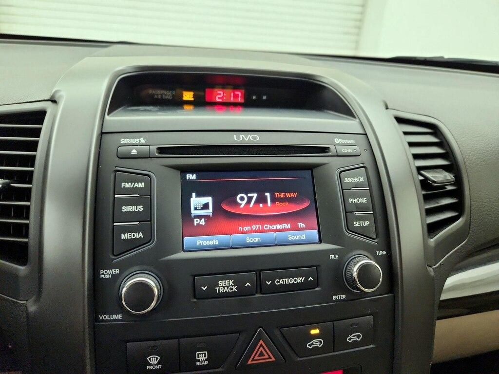 used 2013 Kia Sorento car, priced at $12,599