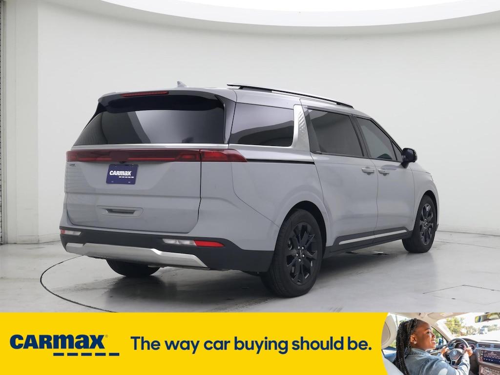 used 2024 Kia Carnival car, priced at $44,998