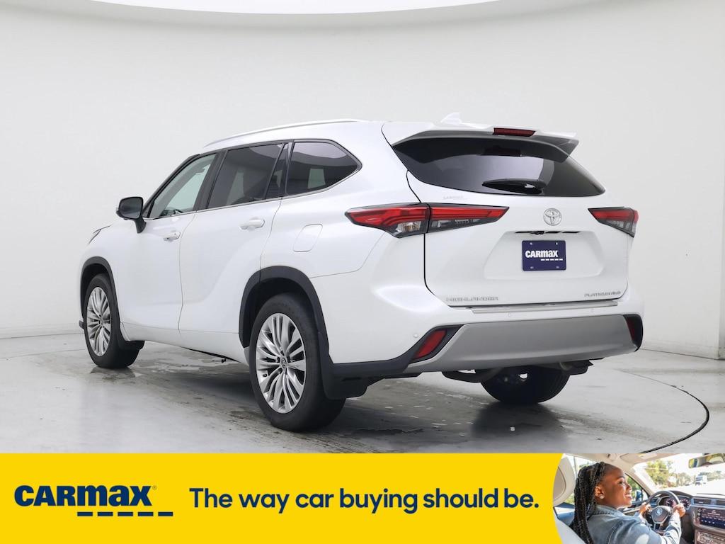 used 2023 Toyota Highlander car, priced at $49,998