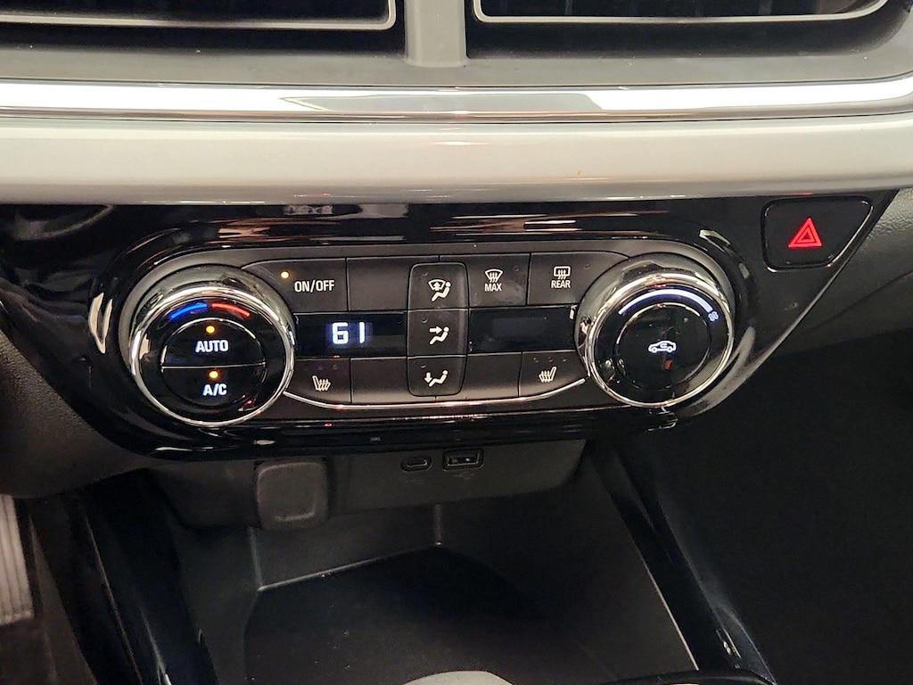 used 2024 Chevrolet Trax car, priced at $22,998