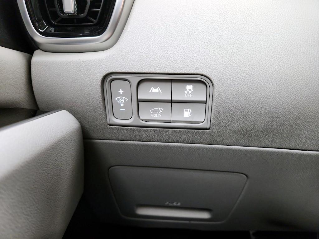 used 2022 Kia Sorento Plug-In Hybrid car, priced at $34,998