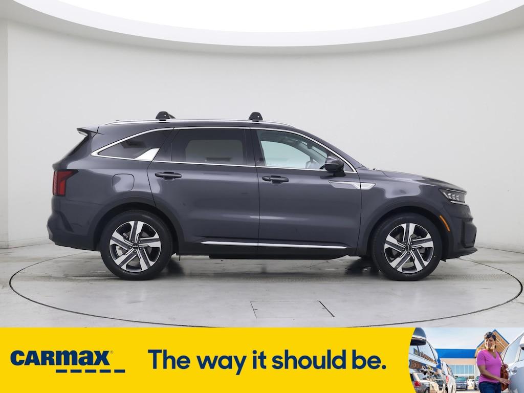 used 2022 Kia Sorento Plug-In Hybrid car, priced at $34,998