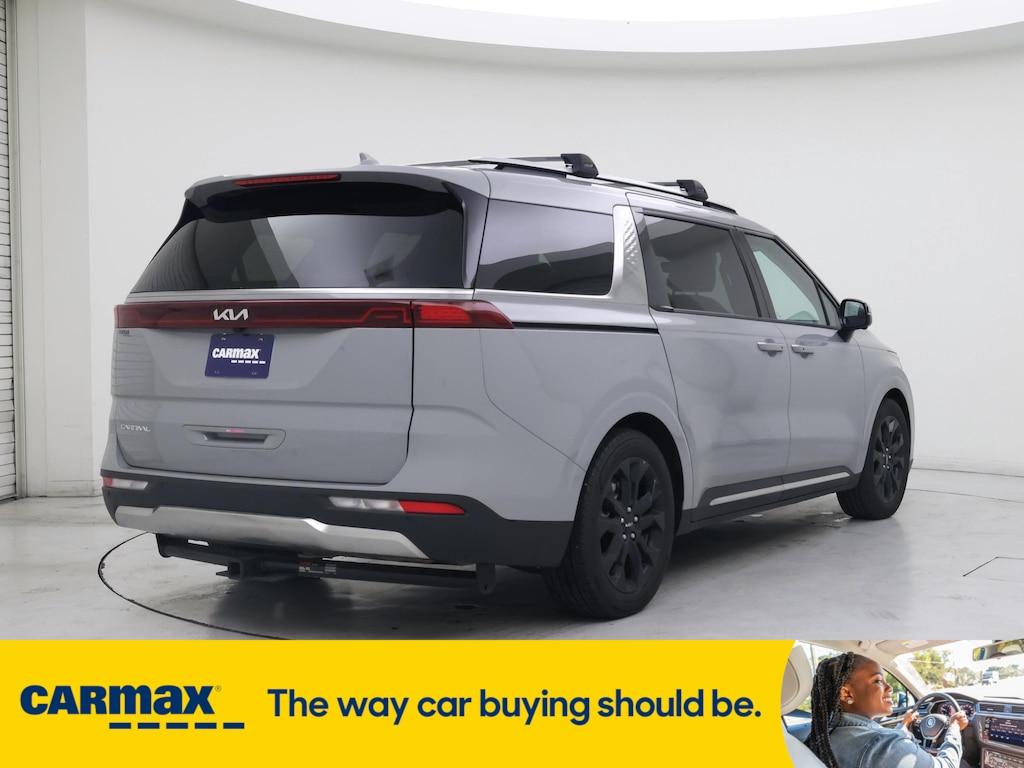 used 2024 Kia Carnival car, priced at $45,998