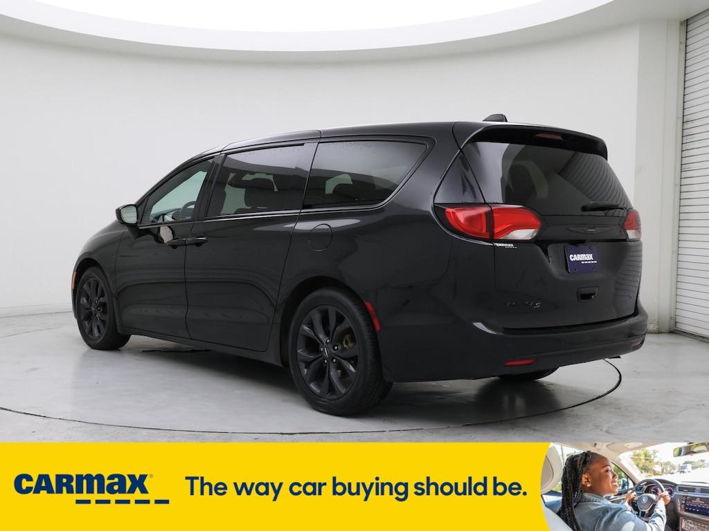 used 2020 Chrysler Pacifica car, priced at $23,998
