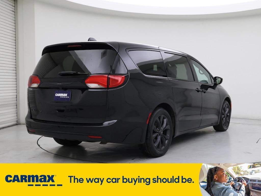 used 2020 Chrysler Pacifica car, priced at $23,998