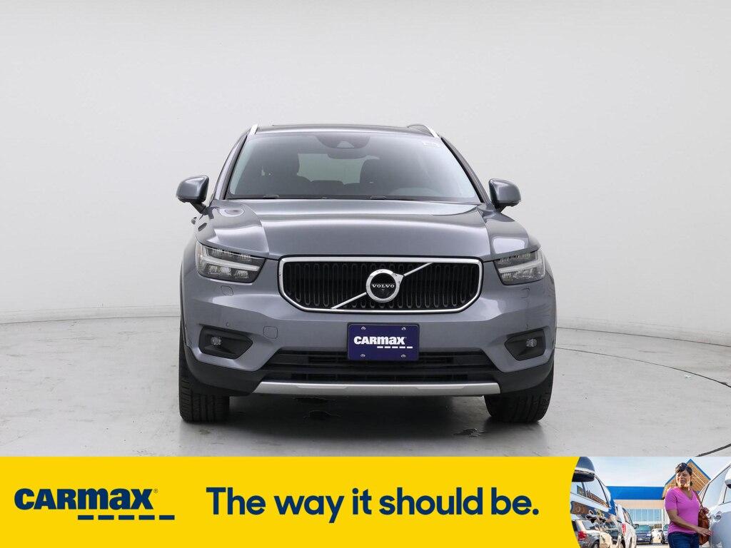 used 2019 Volvo XC40 car, priced at $25,998