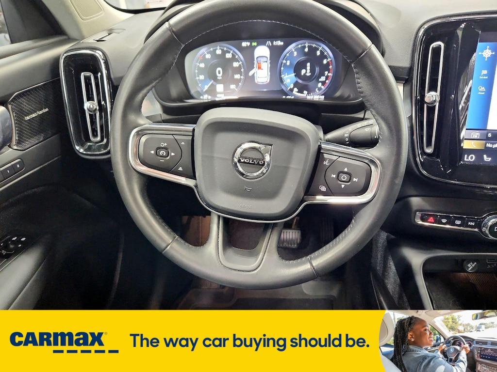 used 2019 Volvo XC40 car, priced at $25,998