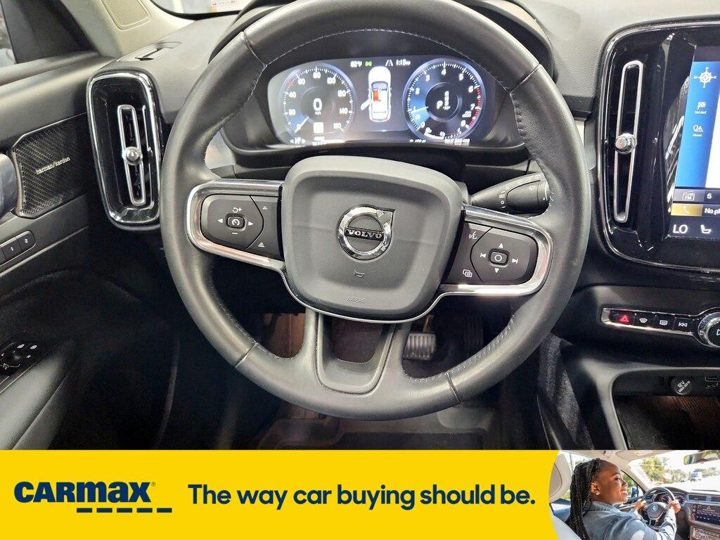 used 2019 Volvo XC40 car, priced at $25,998