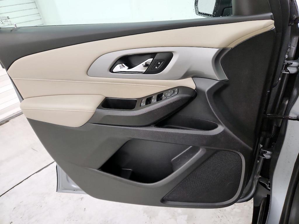used 2023 Chevrolet Traverse car, priced at $25,998