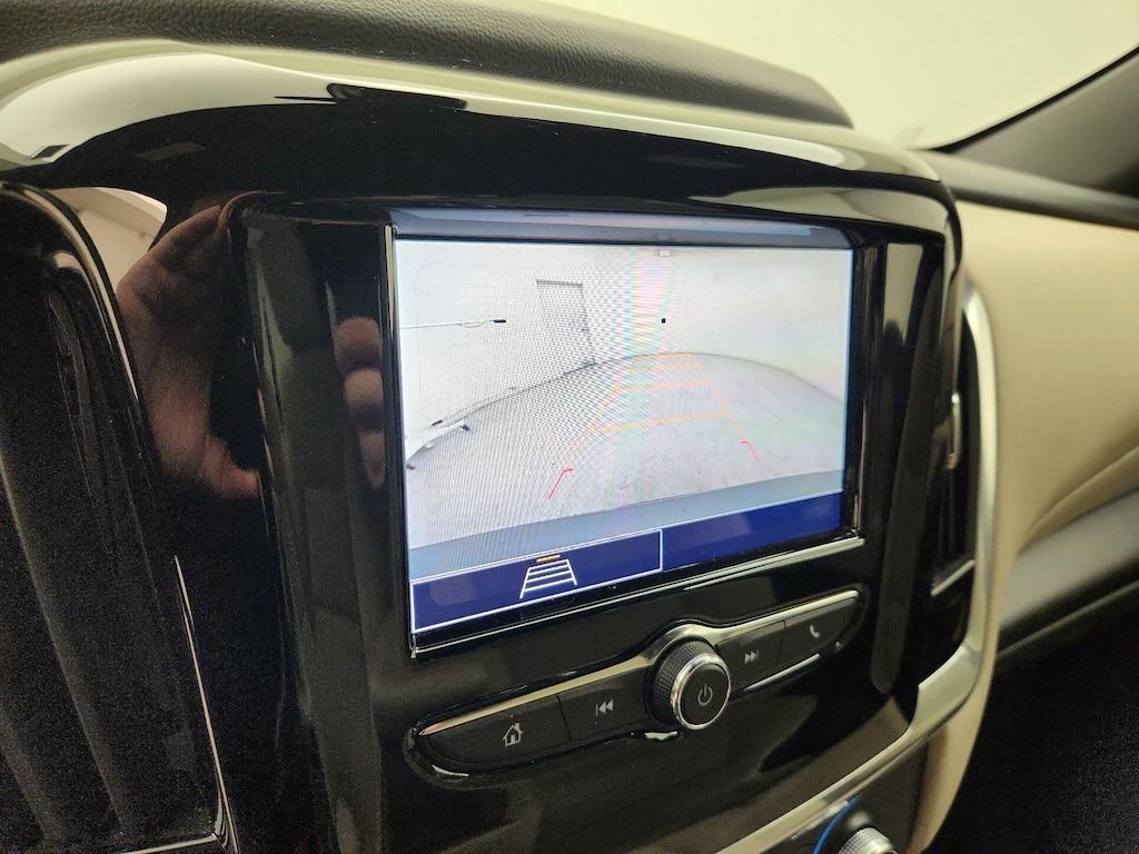 used 2023 Chevrolet Traverse car, priced at $25,998