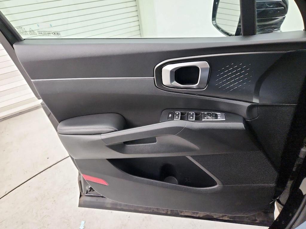 used 2021 Kia Sorento Hybrid car, priced at $25,998