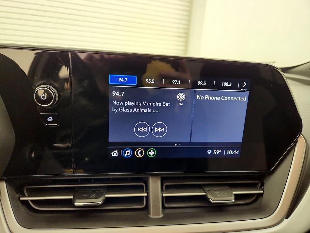 used 2025 Chevrolet Trax car, priced at $24,998