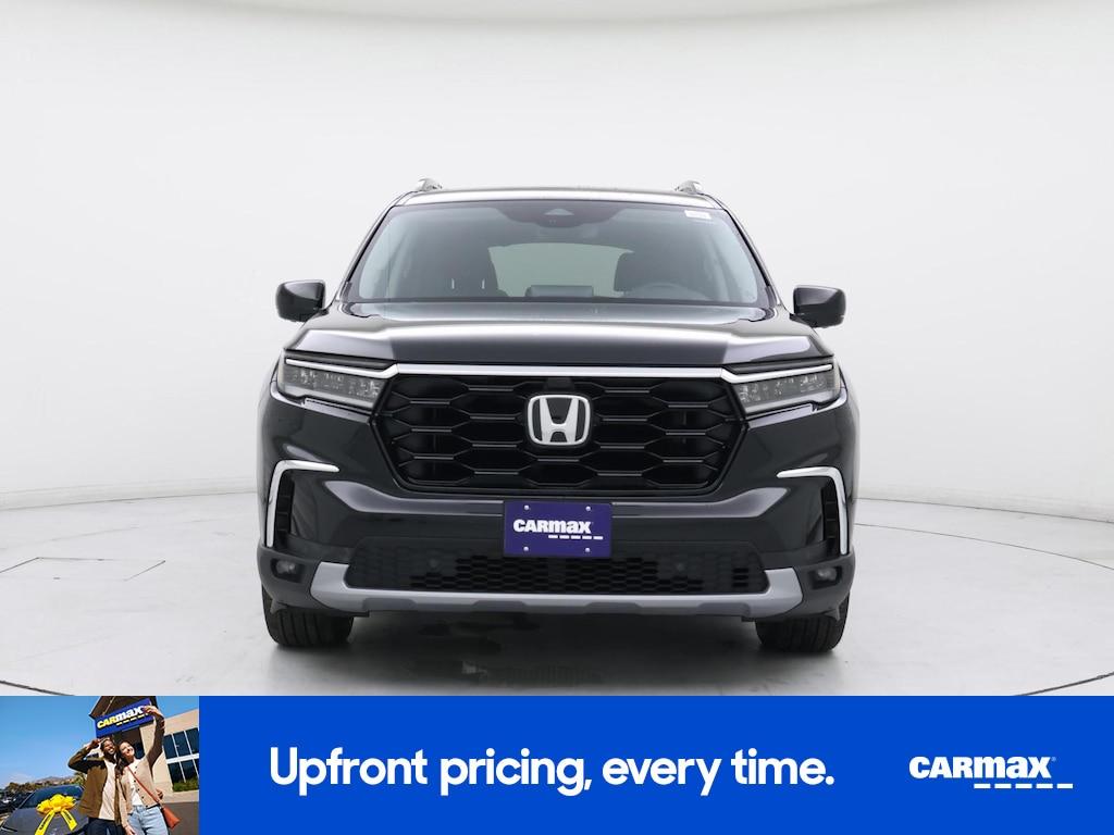 used 2025 Honda Pilot car, priced at $47,998