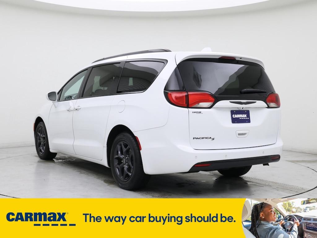 used 2020 Chrysler Pacifica car, priced at $26,998