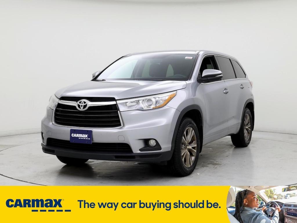 used 2016 Toyota Highlander car, priced at $21,998