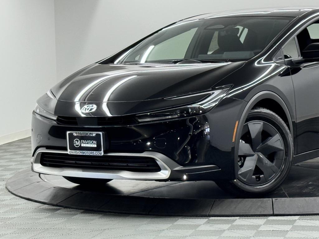 new 2026 Toyota Prius Plug-In Hybrid car, priced at $35,628