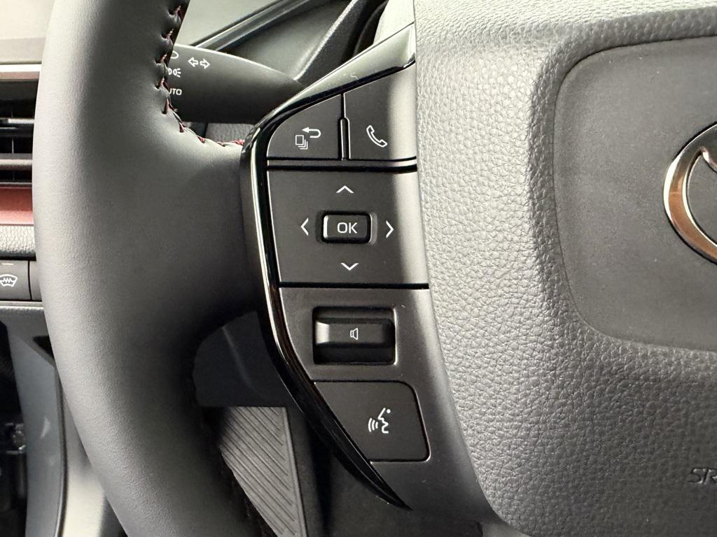 new 2026 Toyota Prius Plug-In Hybrid car, priced at $40,728