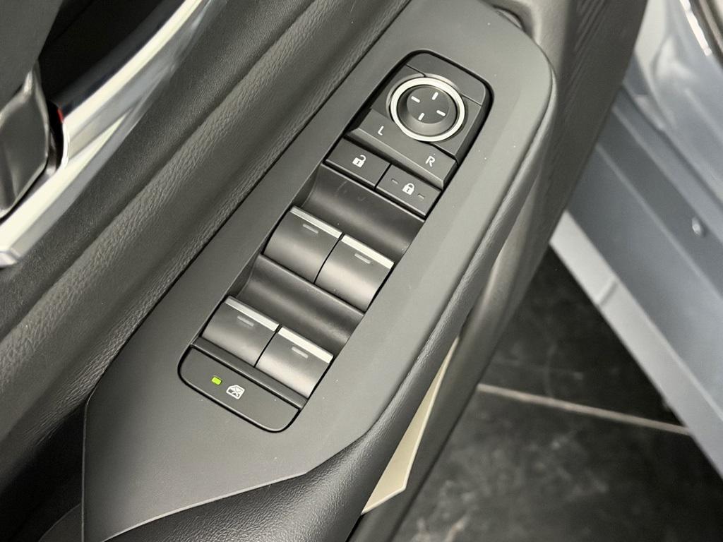 new 2026 Toyota Prius Plug-In Hybrid car, priced at $40,728