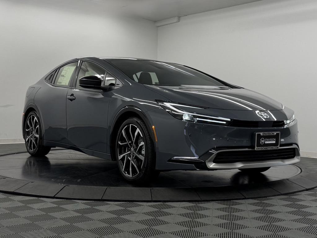 new 2026 Toyota Prius Plug-In Hybrid car, priced at $40,728