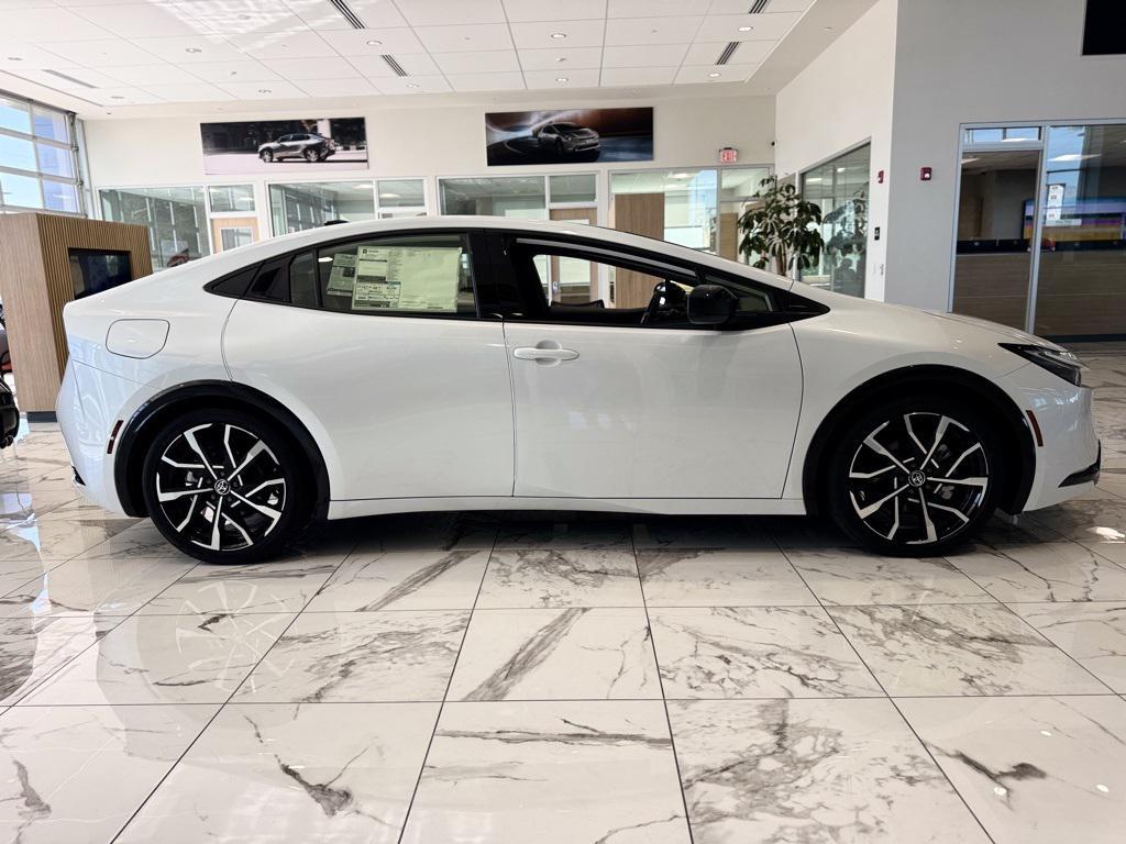 new 2026 Toyota Prius Plug-In Hybrid car, priced at $42,763