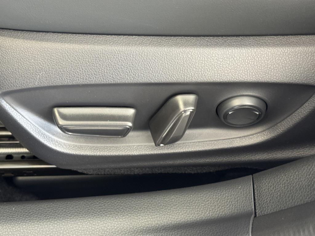 new 2026 Toyota Prius Plug-In Hybrid car, priced at $42,763