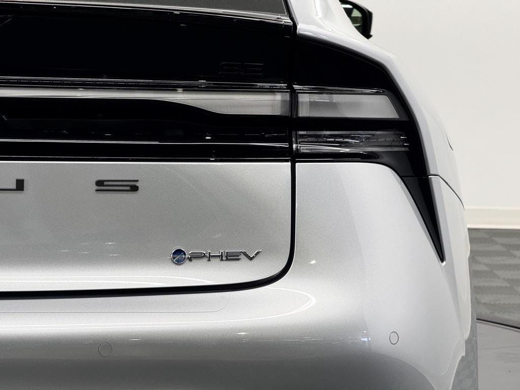 new 2026 Toyota Prius Plug-In Hybrid car, priced at $35,628