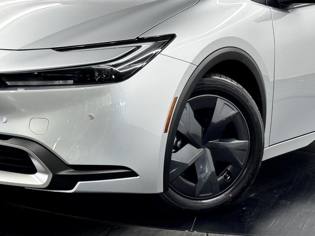 new 2026 Toyota Prius Plug-In Hybrid car, priced at $35,628