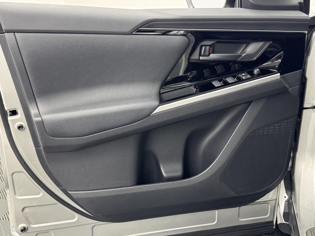 used 2025 Toyota bZ4X car, priced at $26,471